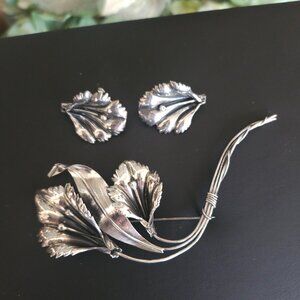 Vintage Sterling Silver Calla Lily Flower Brooch & Earring Set